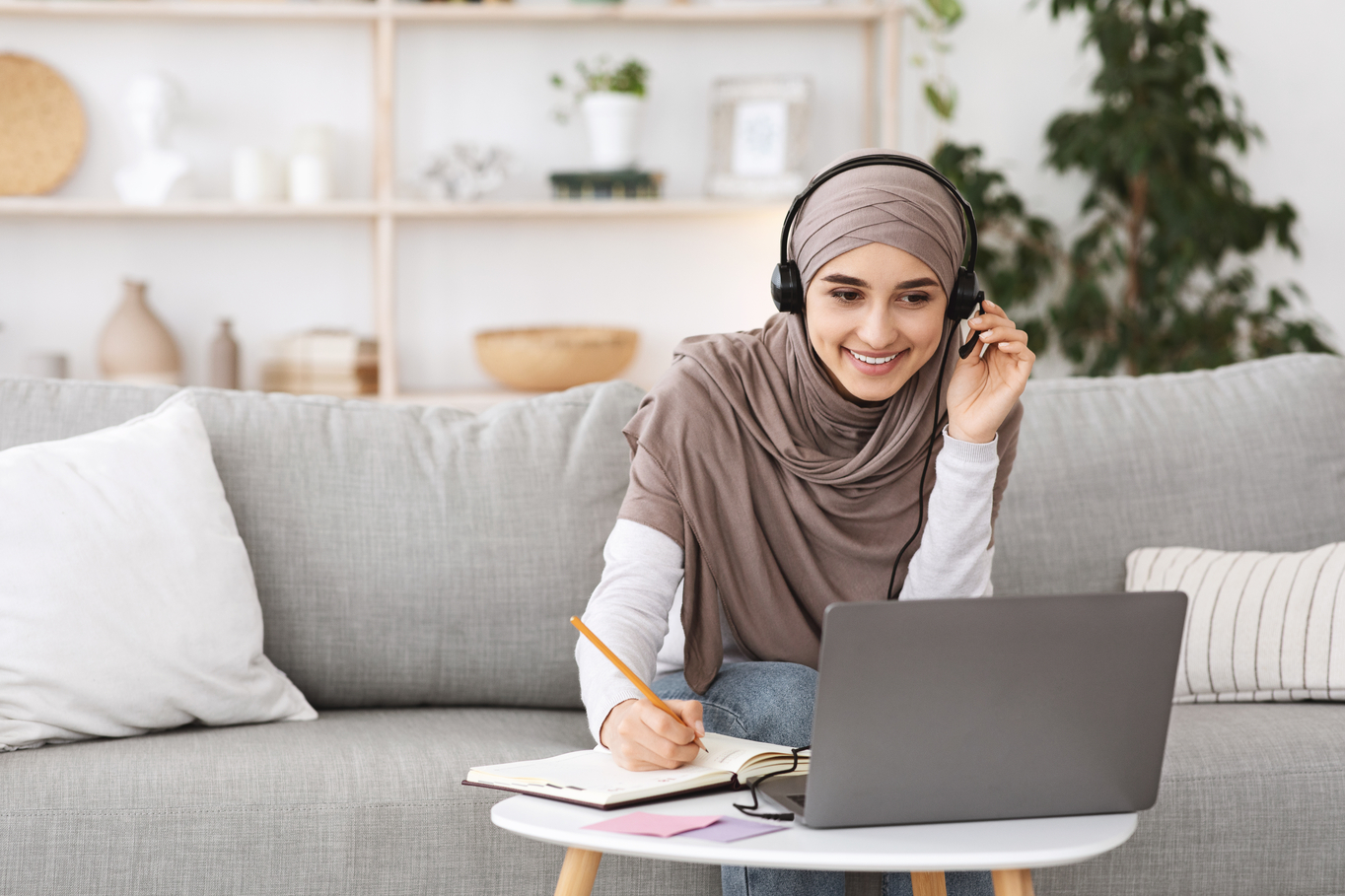 Hybrid and online learning – putting perceptions in context