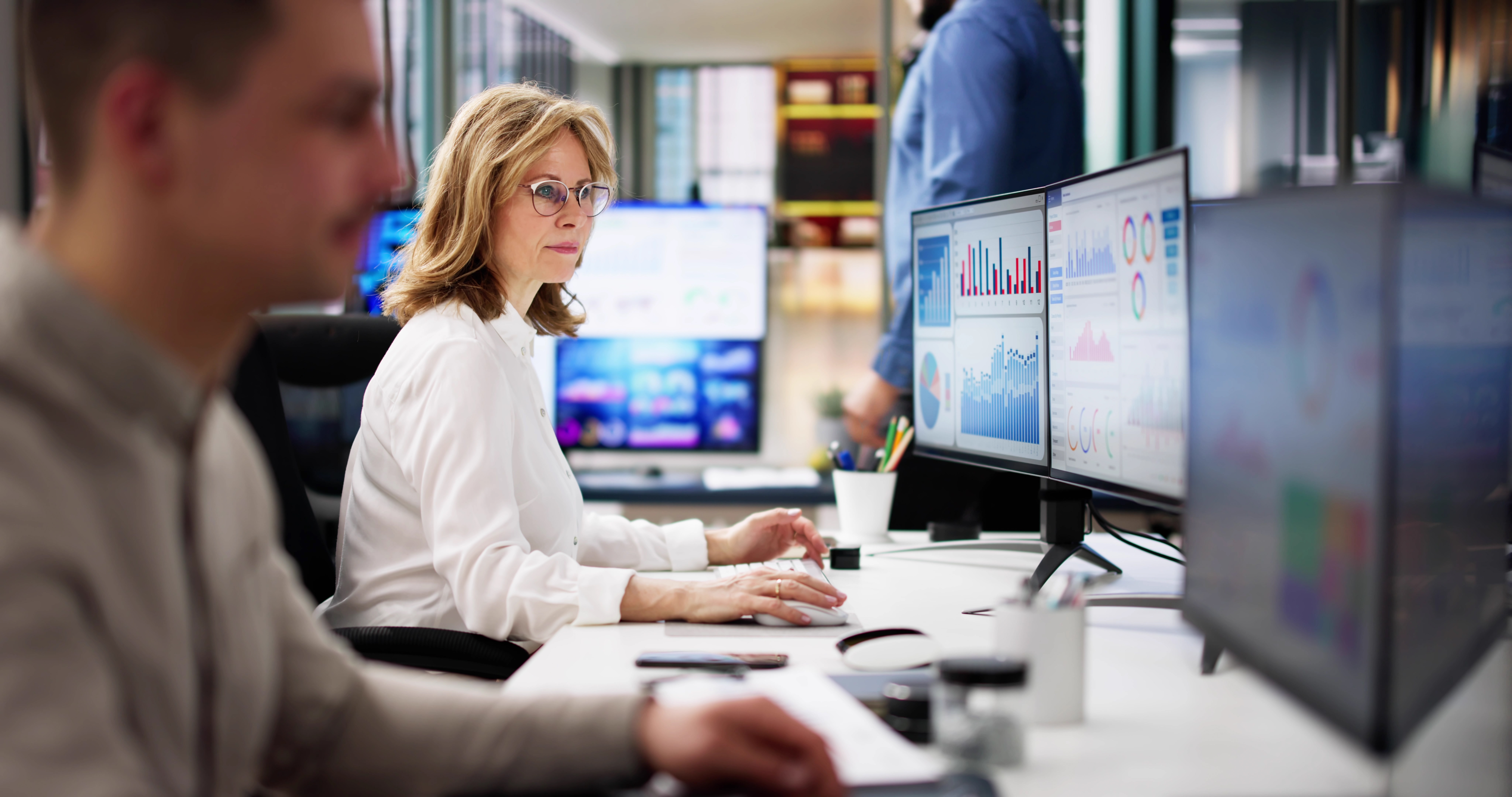 Are dashboards dead? Assessing their challenges & advantages to determine their future in businesses