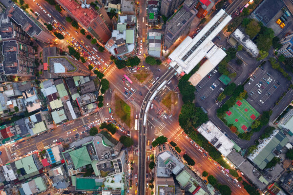 Using the H3 geospatial tiling system to improve spatial resolution of demographic data